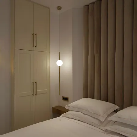 Golden Luxury Aparthotel *