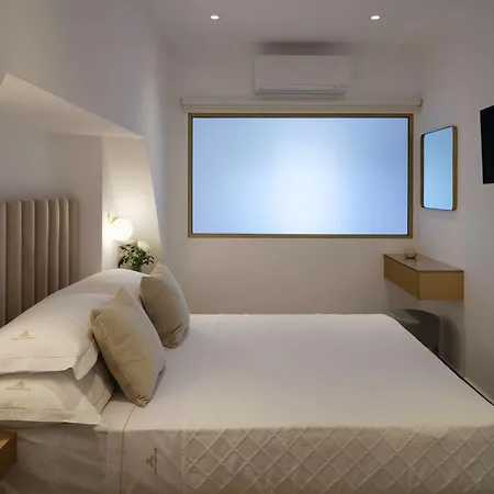 Golden Luxury *